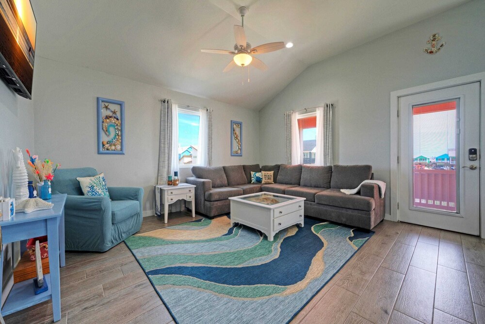Two Port A Homes Near Beach & Nature Preserve Ideal Group Retreat
