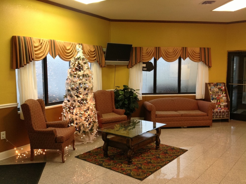 Colonial Inn & Suites /Airport/Graceland, photo 11