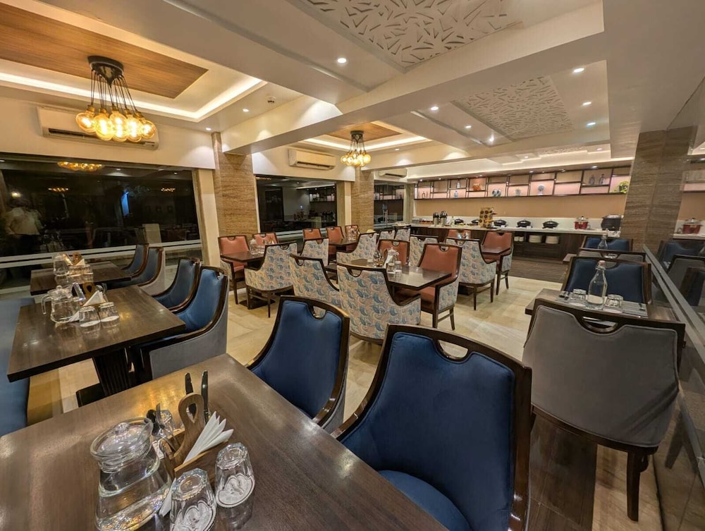 MERITAS GRAND INN