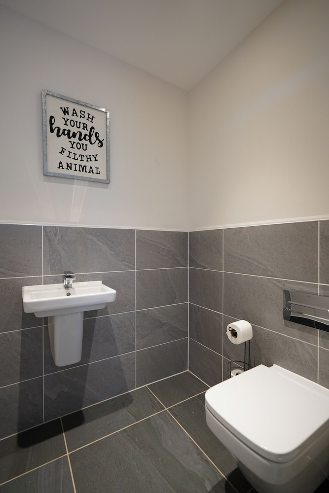 Serenity by the Water 3 bedroom London