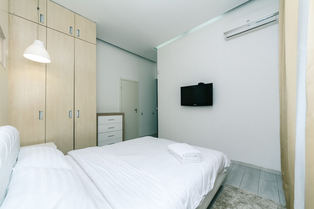 Kyiv Apartments