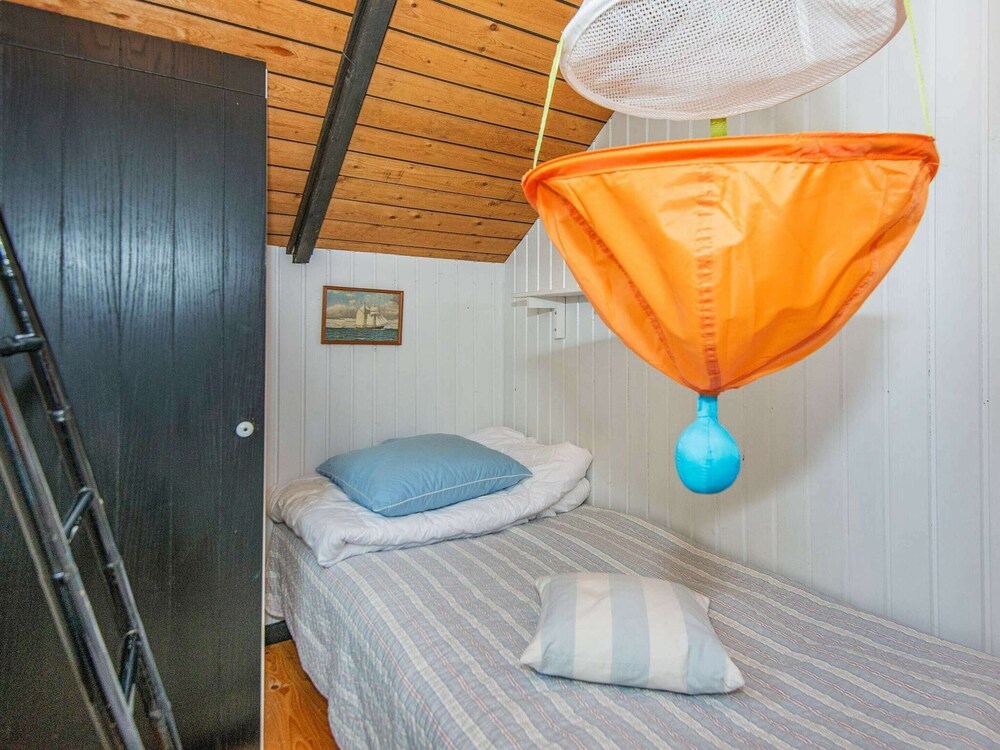 Cozy Holiday Home in Glesborg near Sea view 5