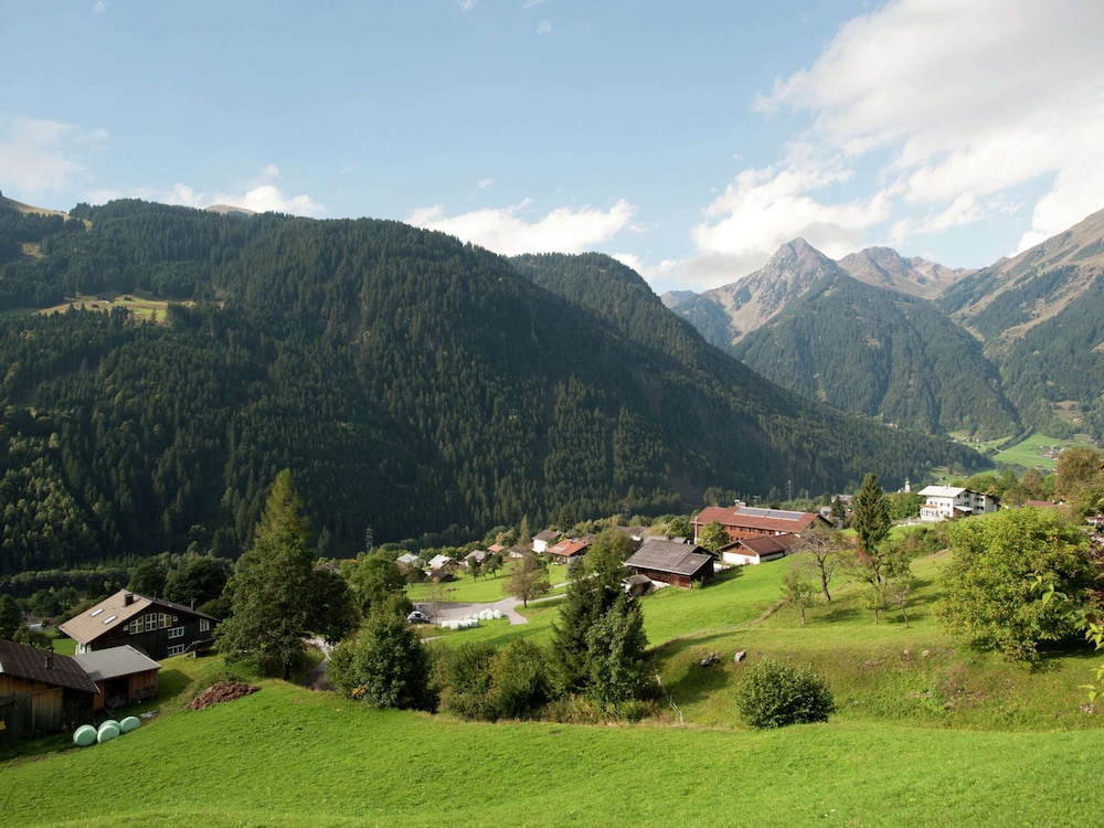 Photo 25