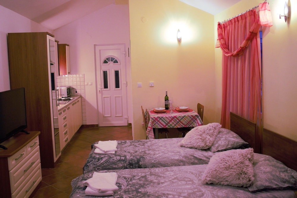 Photo 26