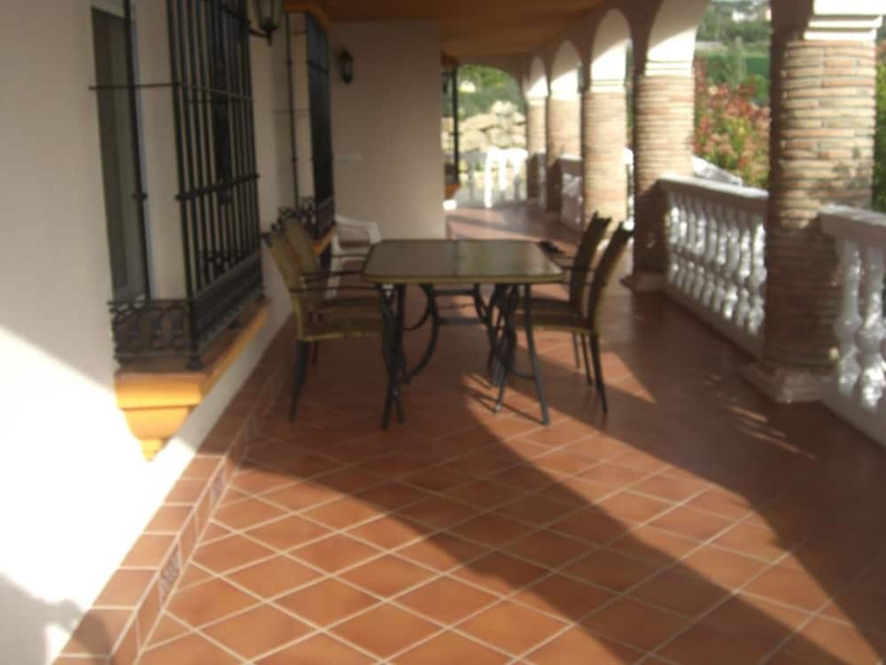 Villa Minerva With Views of the Serrania de Ronda view 4