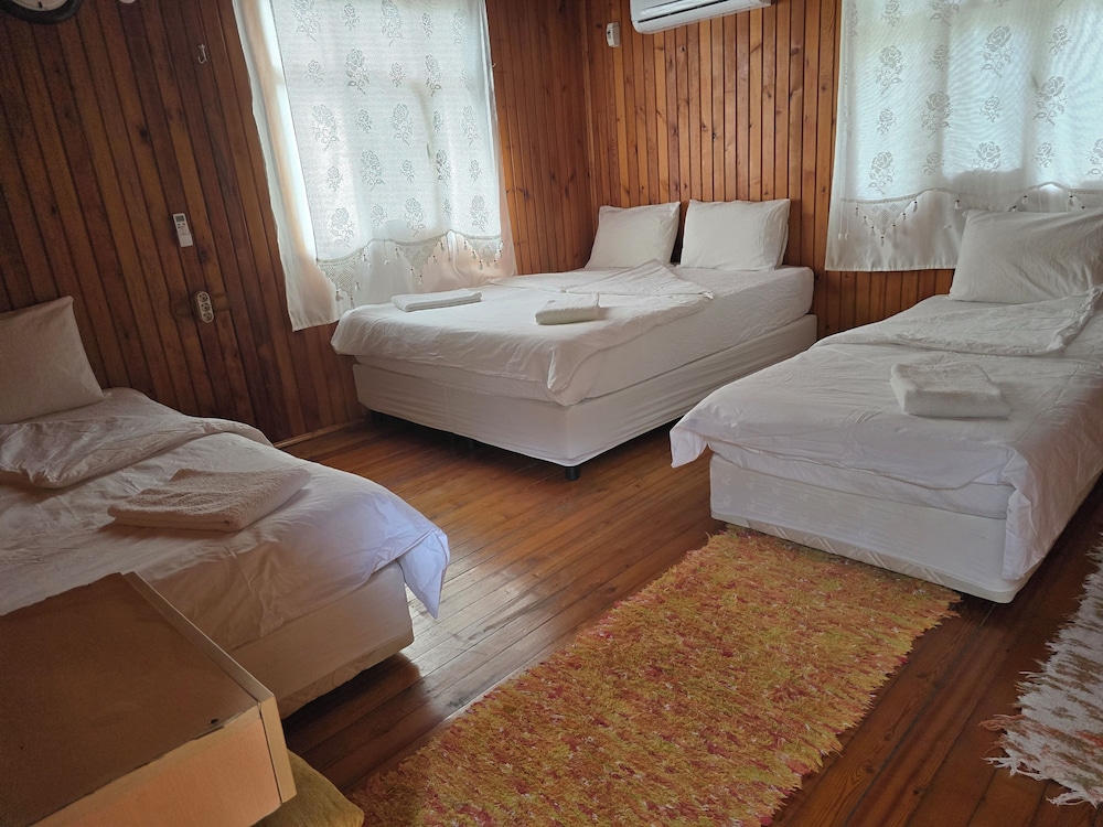 Korsan Pansiyon