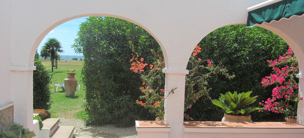 Villa Malyma Zahora - Beach Front Sea View view 4