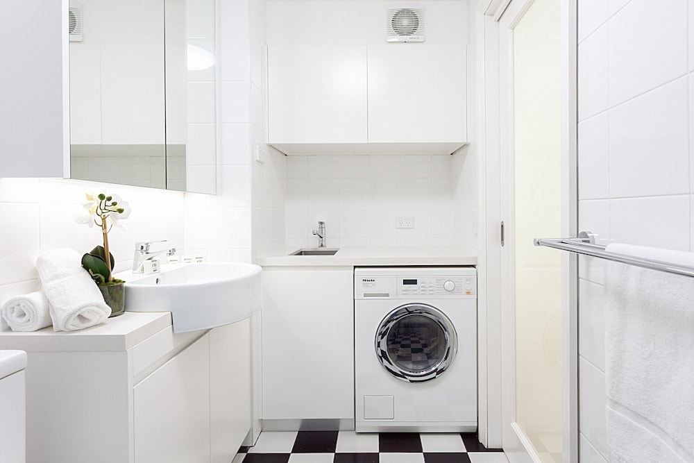 Leafy and Tranquil Inner West Studio Apartment