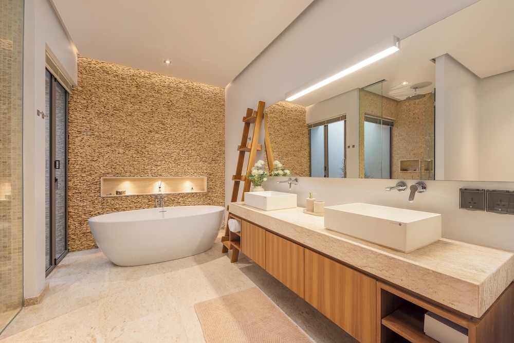 3BR Pool Villa Mana at Anchan Tropicana