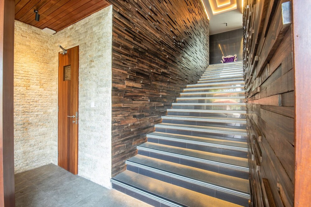 Nishiki 5BR Villa Epitome Lux Seminyak