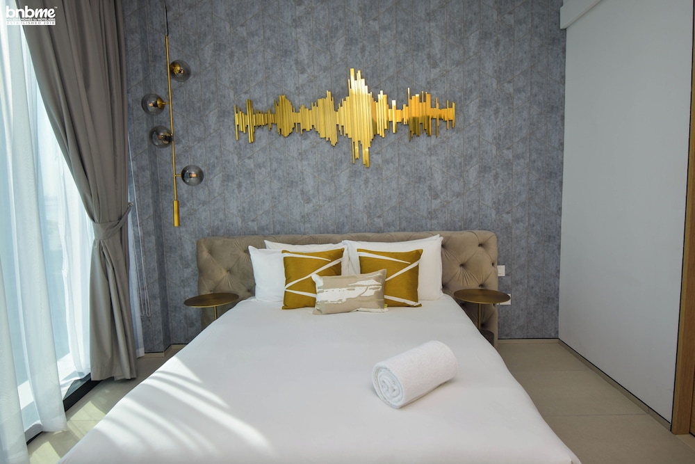 1B-Address JBR - 1107 by bnbmehomes
