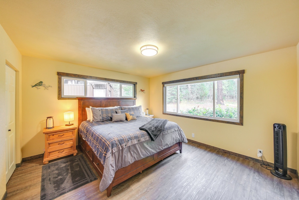 Scenic Priest Lake Vacation Rental: Deck  Views! - Property Image 33