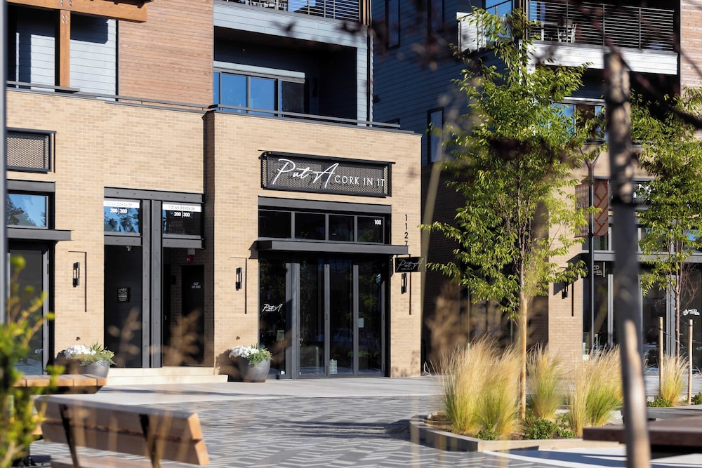 1115 Aerie Buyout 2 Units, Near Downtown Hot Tub + Mountain View