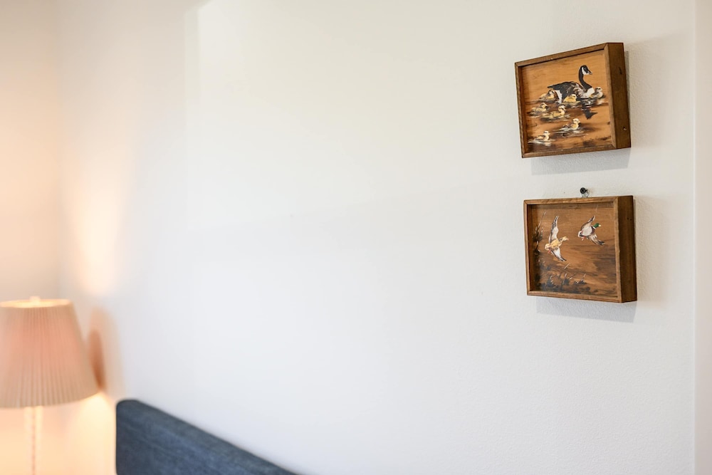 Cozy Stylish Home Spacious Fully Equipped Stay
