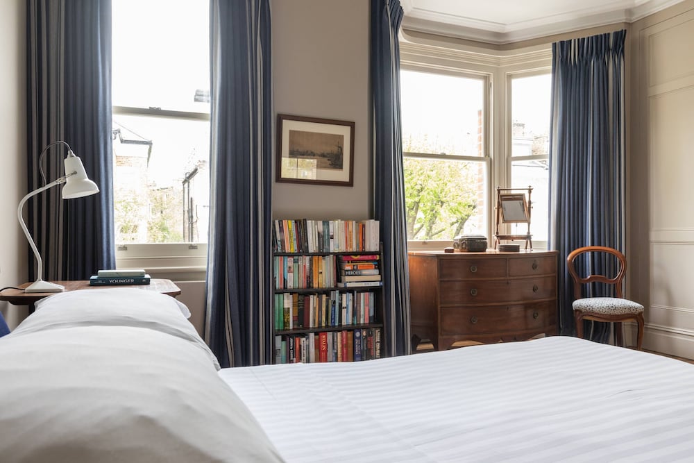 Caithness Road VI by Onefinestay