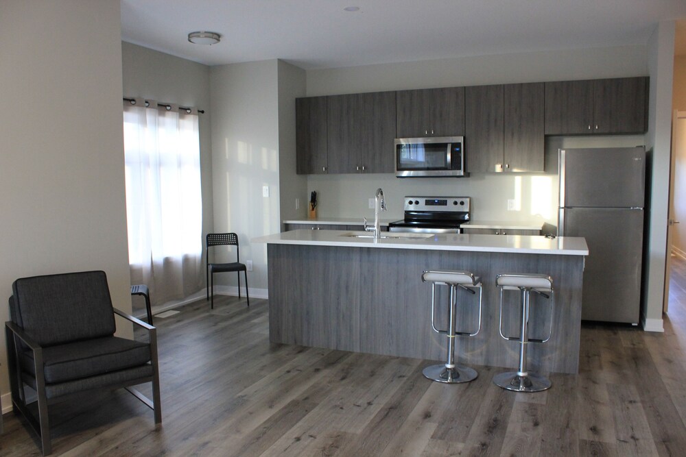 Boardwalk Homes - Executive Townhomes