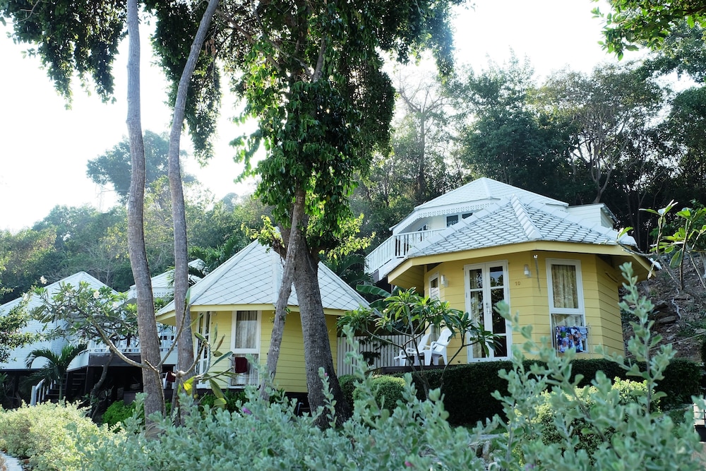 Nimmanoradee Resort