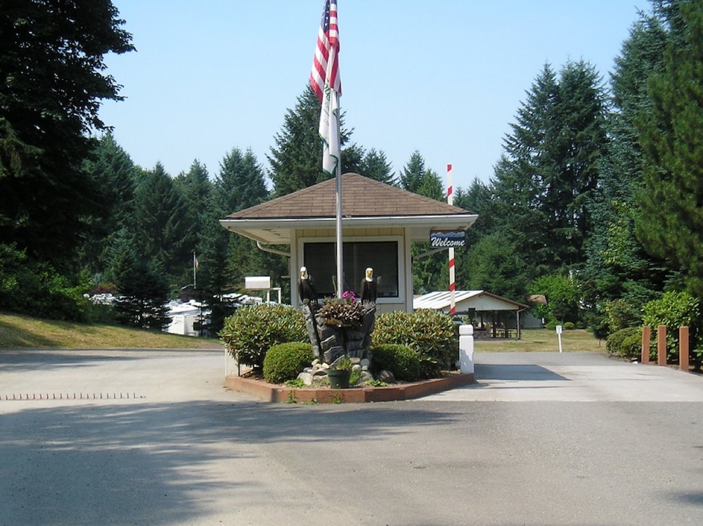 Thunderbird RV & Camping Resort