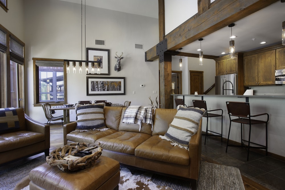3 Bedroom Condo with Spa - Silver Baron Lodge 3 Condo