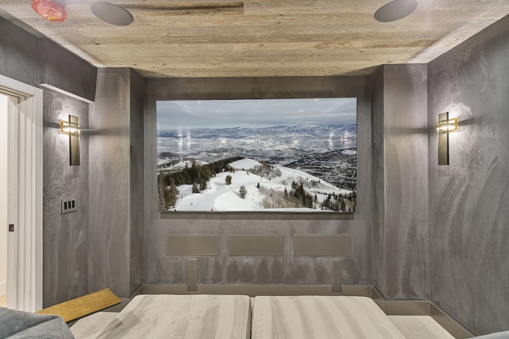 50 - Six Bedroom with Spa Stag Lodge 6 Condo