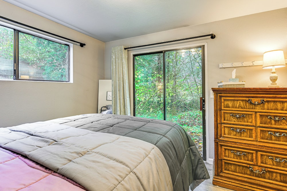 Riverfront Cabin in Rainier: Fish & Swim! view 3