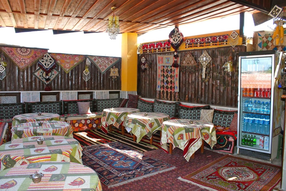 Homeros Pension & Guesthouse