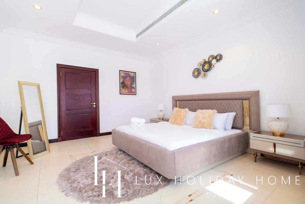 LUX The Ultimate Island Palm Villa