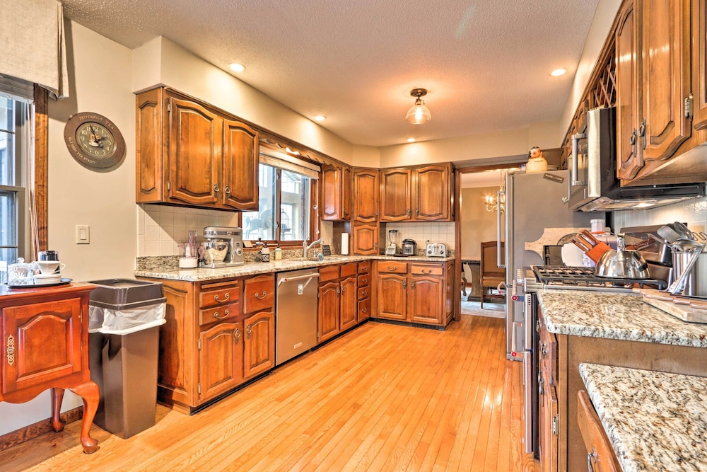 Spacious Home w/ Pond 13 Mi to Columbia! - Property Image 18