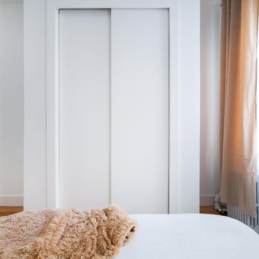 1290-3 New Renovated 2 Bedrooms in UES
