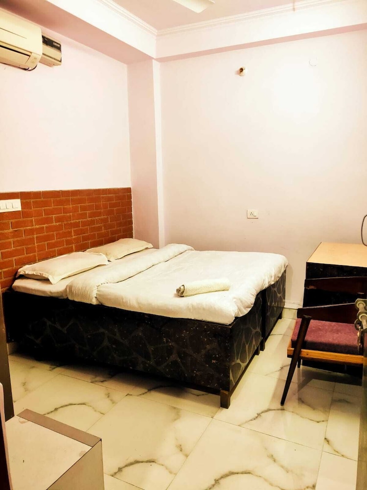 COSY Rooms