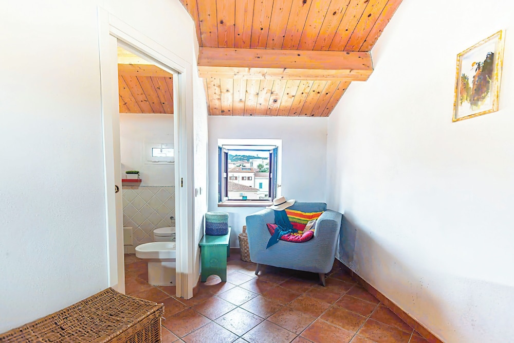 Una Mansarda Nell'isola
