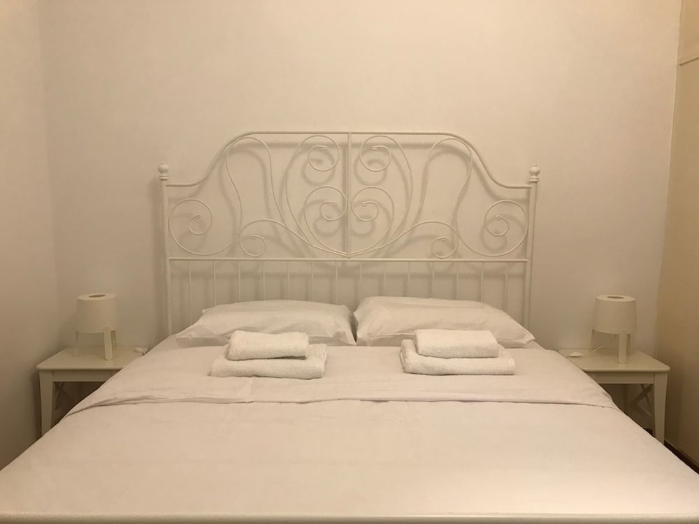 Aegli of Acropolis - 50mbps Wifi