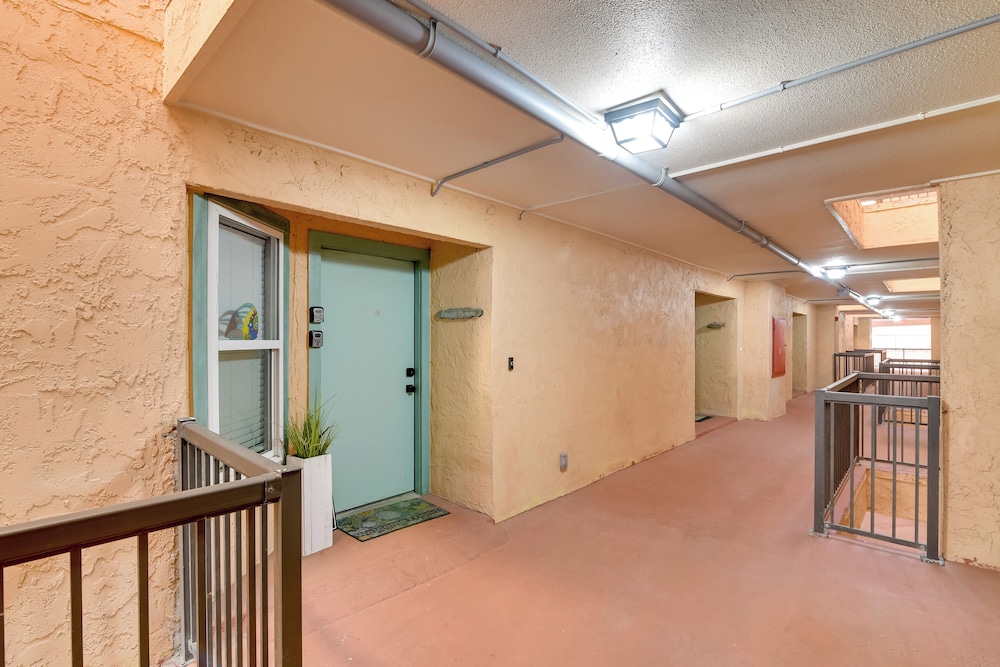 Across From Beach: Resort-style Galveston Condo