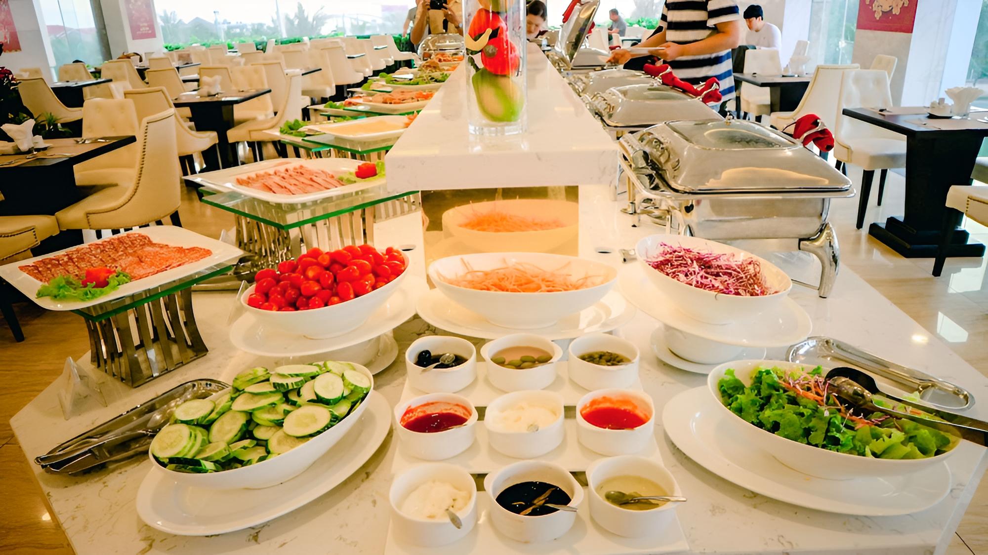 Le Hoang Beach Hotel