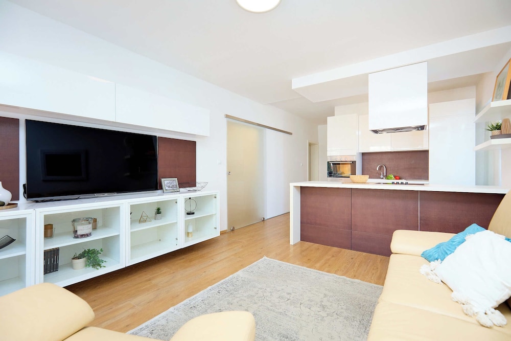 Cityview Apartment