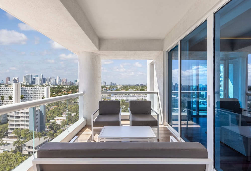 Conrad Fort Lauderdale Beach