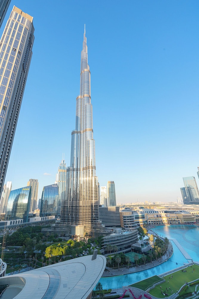 NYE Burj Khalifa & Fountain View Balcony Escape