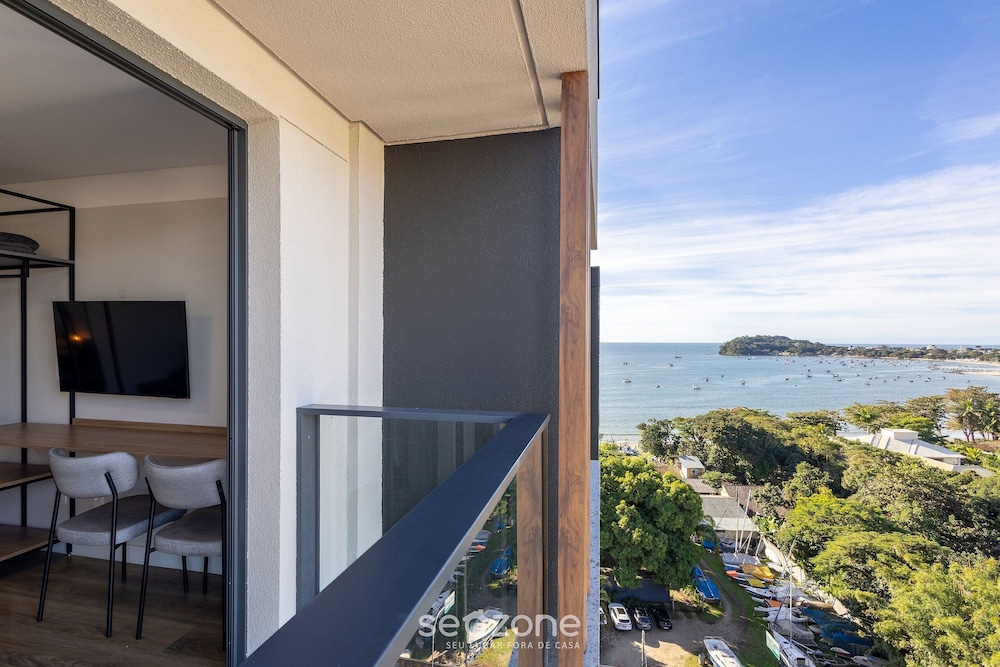 Studios in a Seaside Building, Close to Beto Carreiro at Penha Spot - Psob