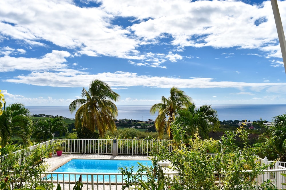 PARADIS TROPICAL appart'hotel