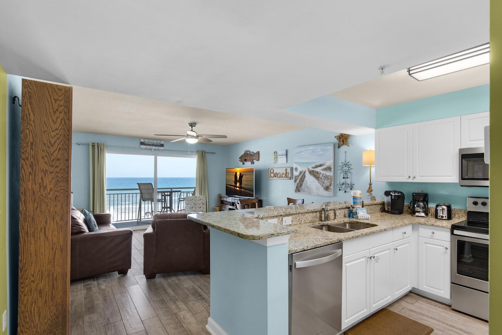 Pelican Isle 411