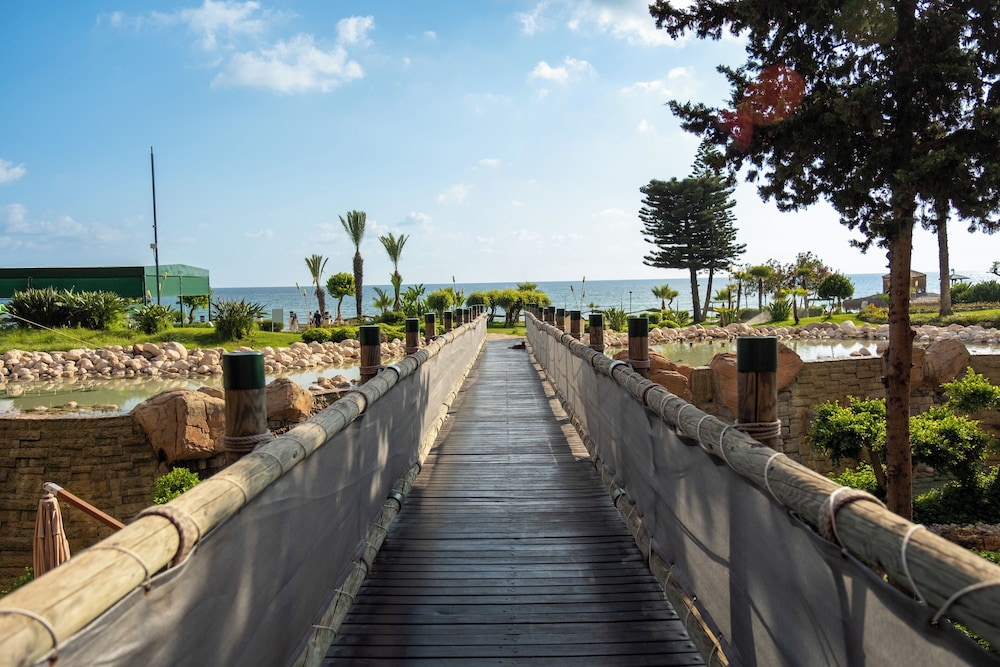 AQI Pegasos Resort