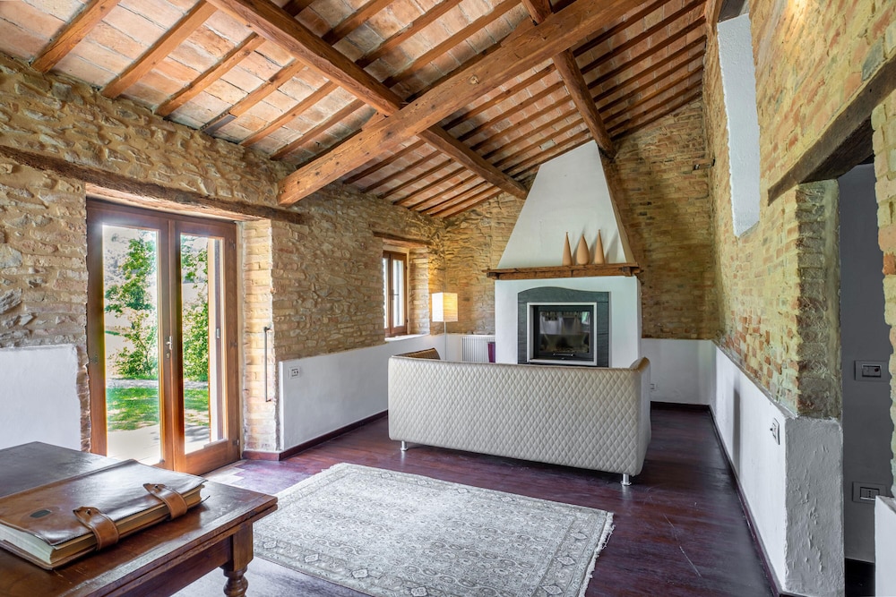 3998 Villa Dell`arte by Barbarhouse view 3