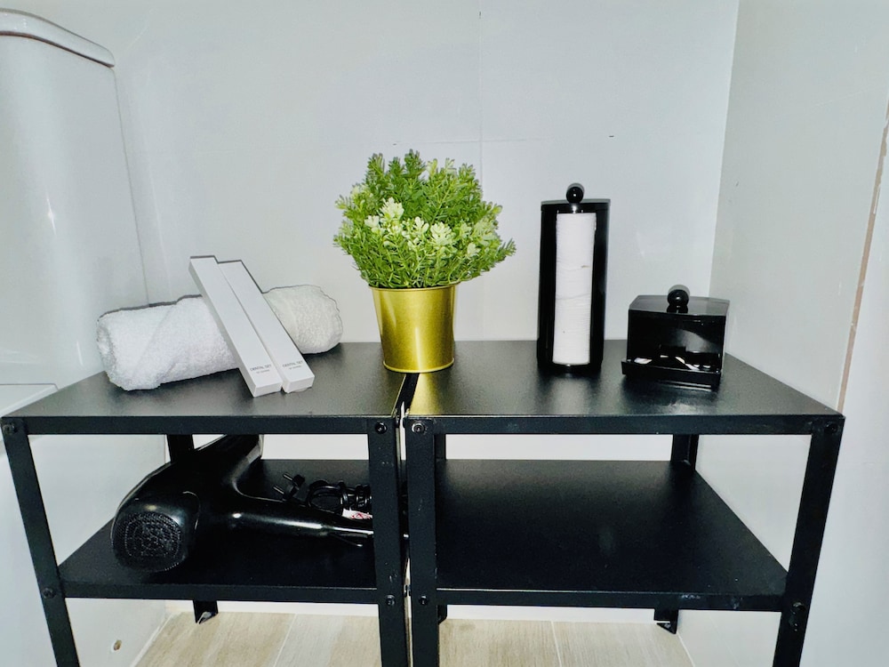 Cinco Torres Suites