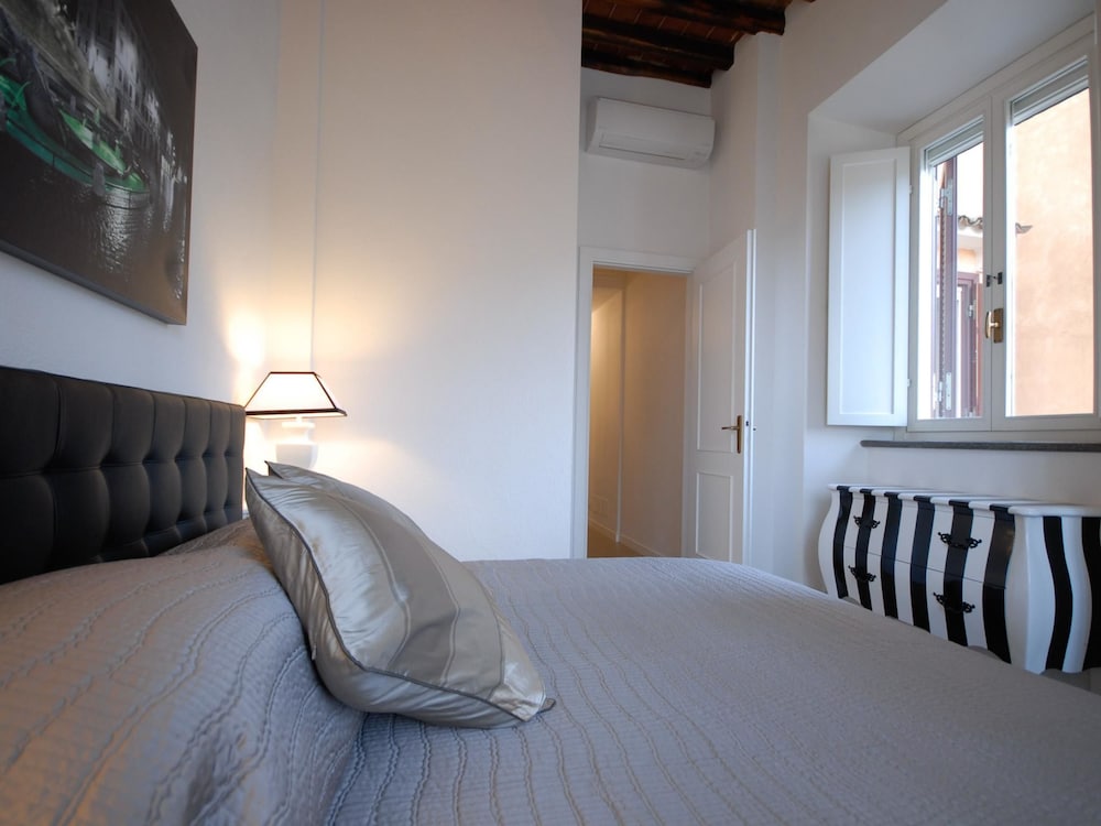 Marilyn Apartment
