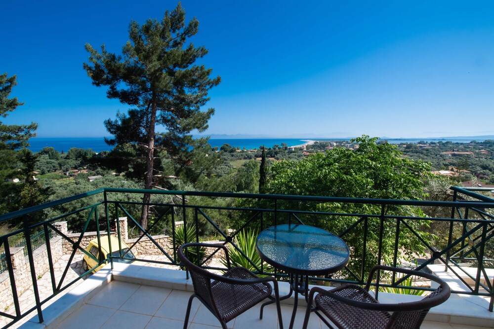 Bella Casa Studios