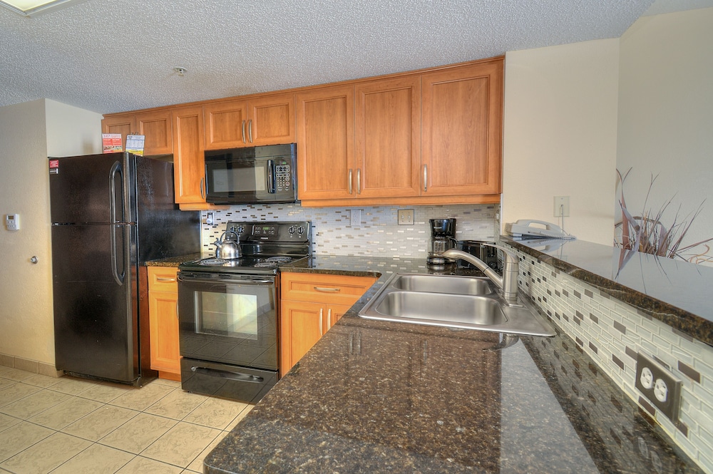 Roxanne Towers by Elliott Beach Rentals