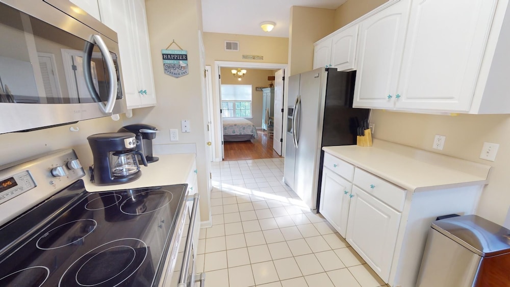 Rest Your Case - 2 Gabby Lane by Tybee Vacation Rentals