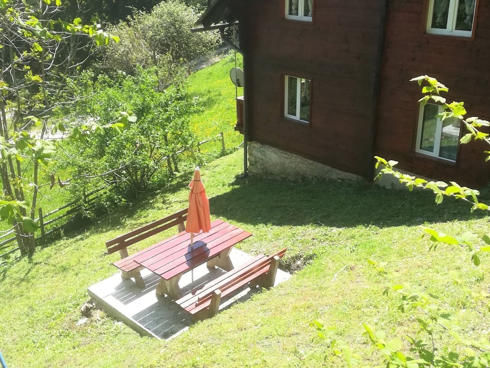 Photo 27