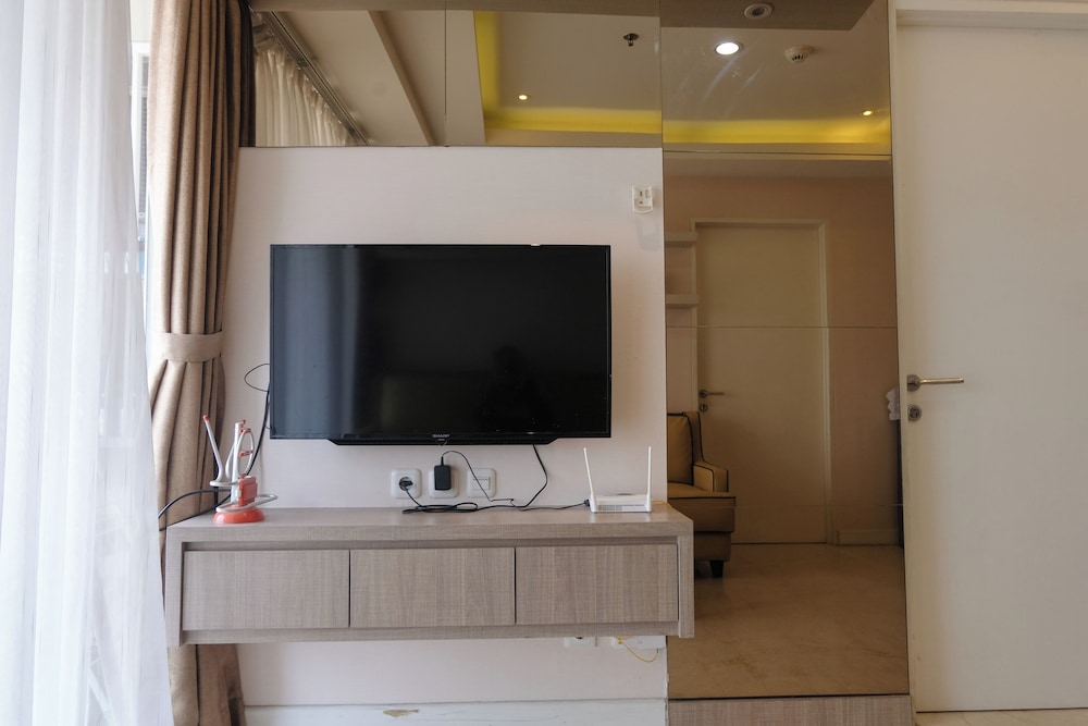 Modern Signature 2Br At Apartment Landmark Residence Bandung