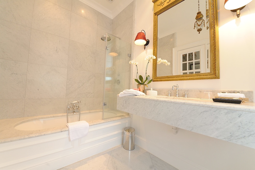 JVR108 Luxury Guesthouse